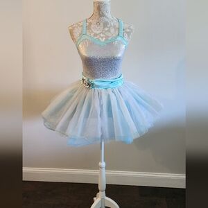 Never worn CXXL/Adult Small glittery blue ballet costume